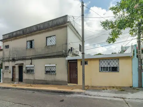Venta Casa PH 2 Dormitorios 2 Baños, Paso Molino