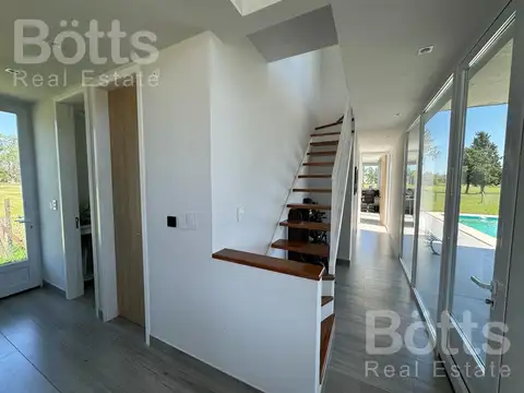 Casa en Venta en La Unión, USD 300.000