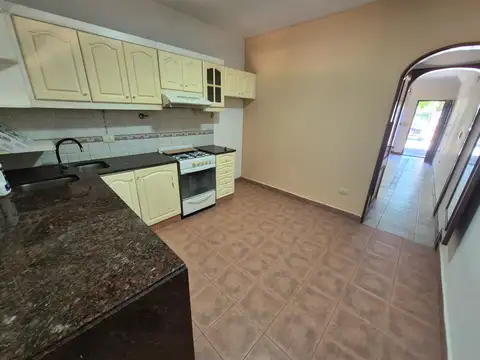 Depto Tipo Casa 4 ambientes con 1 baño