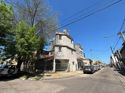 VENTA PH 4 AMB. C/TERRAZA Y QUINCHO