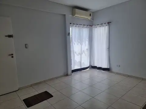 Departamento en Alquiler en Villa Lugano, $ 550.000