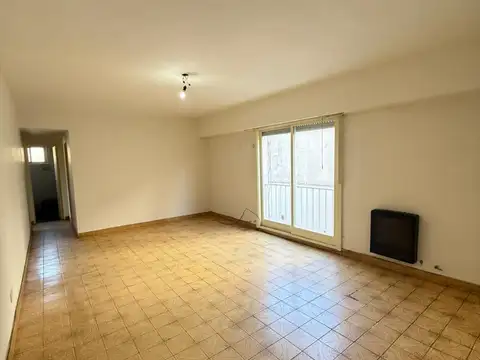 3 AMB AMPLIOS 63 MTS TOT, A RECICLAR, LATERAL SÚPER LUMINOSO, EXC. UBICACIÓN A PASOS DE AV. SAN MARTÍN