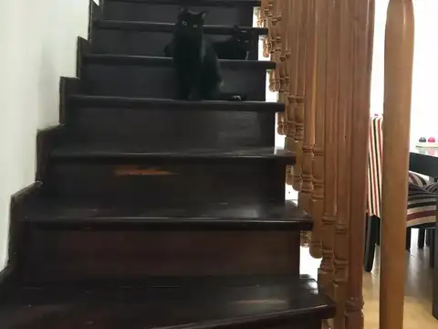 Casa 5 ambientes con 2 baños