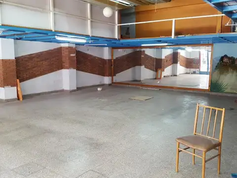 LOCAL 120M2 CUB SOBRE SANTOS VEGA