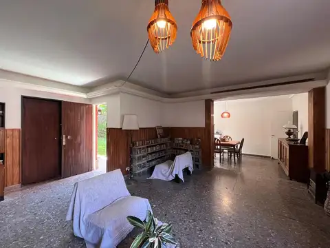 Casa en Venta con 1 cochera