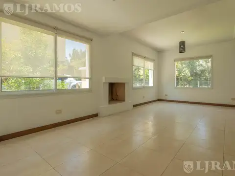 Casa en Alquiler de 4 dormitorios