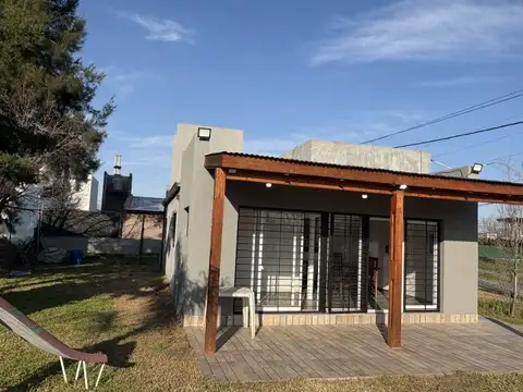 Casa en Venta en Roldan, USD 93.000