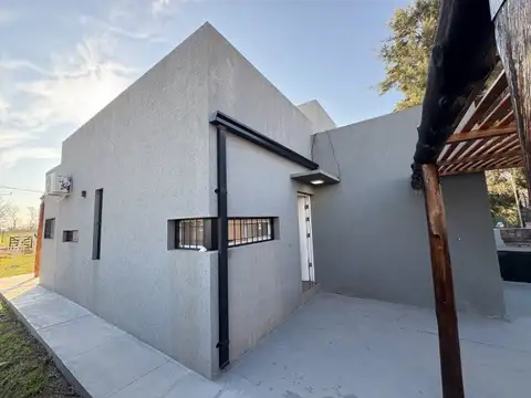 ROLDÁN- PUNTA CHACRA- CASA ESQUINA