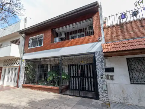 Casa 5 amb venta en  Agronomia parrilla y terraza