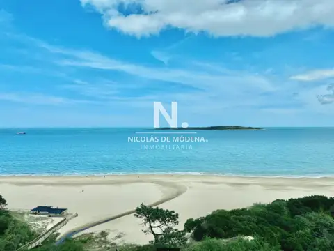 Departamento en Alquiler Temporal en Playa Mansa, USD 31.000