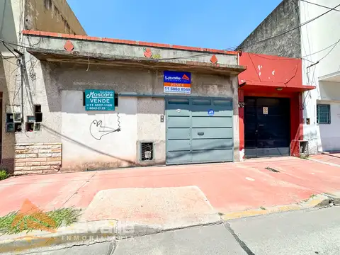 Casa en venta en Ezpeleta Este