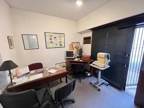 Oficina en venta, ubicado en Valentin Alsina