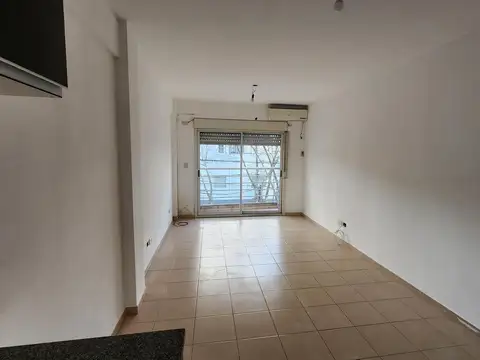 Departamento en Alquiler en General San Martin, $ 500.000