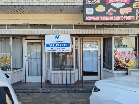 Local en venta en Libertad para refaccionar Excelente ubicacion