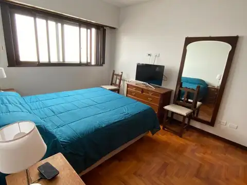 Departamento en Alquiler Temporal con 1 cocheras