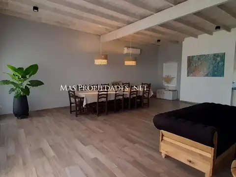 Casa 4 ambientes con 3 baños