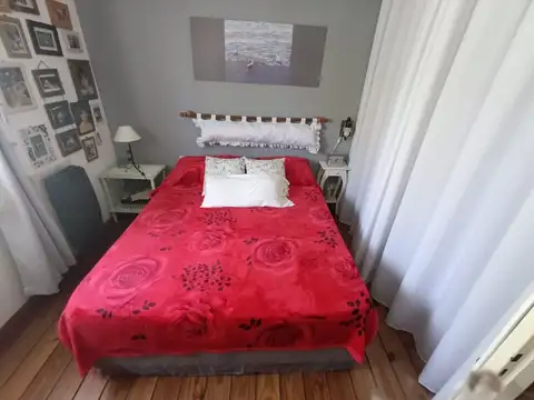 CASA VENTA 5 AMBIENTES CON COCHERA MERLO