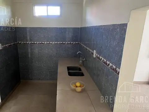 TRES DE FEBRERO 2660 ENTRE 2 DE ABRIL Y BERDUC