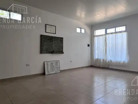 TRES DE FEBRERO 2660 ENTRE 2 DE ABRIL Y BERDUC