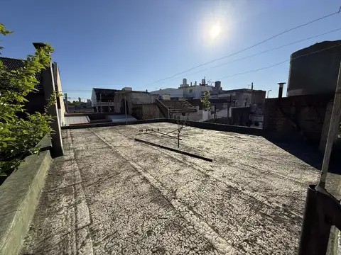 Depto Tipo Casa 3 ambientes con 1 baño