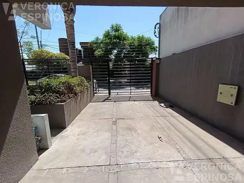 Cochera en Moron Sur