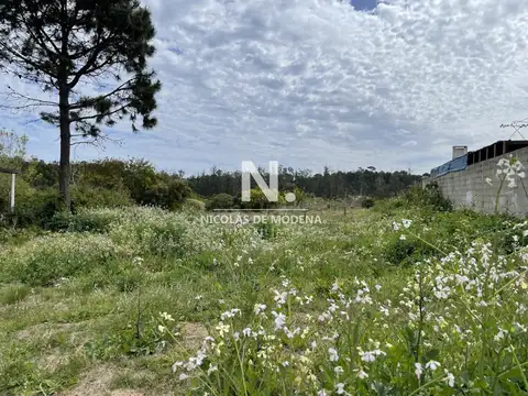 Terreno en Venta en Playa Mansa, USD 88.000