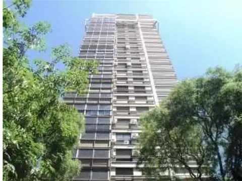 Departamento en Venta 3 pisos. 300 m2 cub con 2 cocheras y b