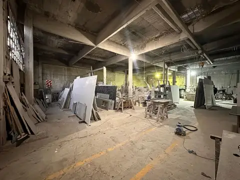 Local en Venta 48 años