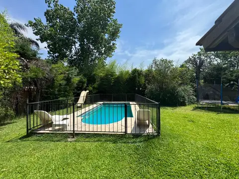 Casa 5 ambientes con 2 baños