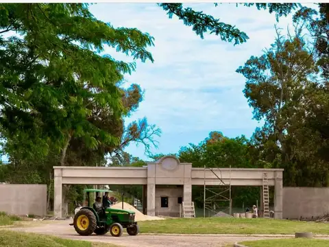 Abrilsur, Hudson 8000