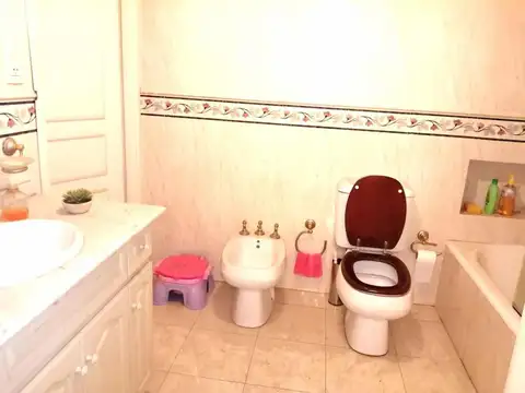 Moisés Lebensohn y Avenida Presidente Bernardino Rivadavia