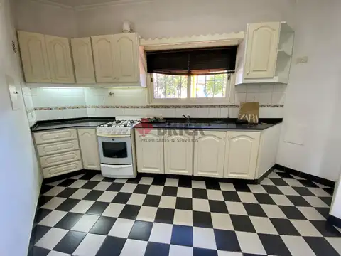Depto Tipo Casa 3 ambientes con 1 baño