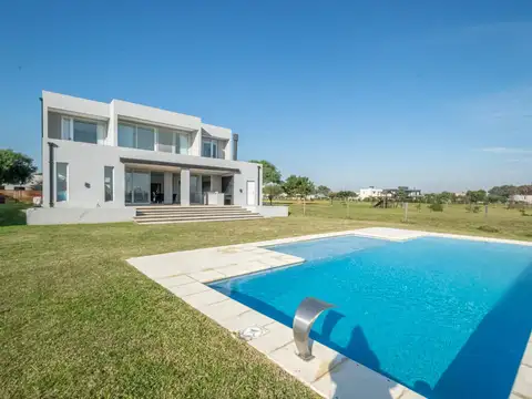 Casa en Venta en San Sebastian, USD 355.000