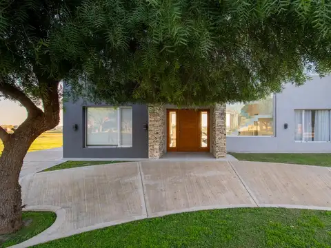 Casa en Venta de 4 dormitorios