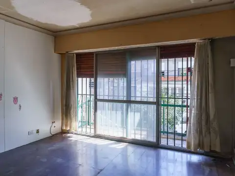 Depto Tipo Casa 4 ambientes con 2 baños