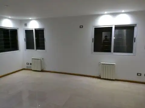 (MBA-MBA-195) Departamento - Venta - Argentina, Quilmes - Gral. Paz  4600