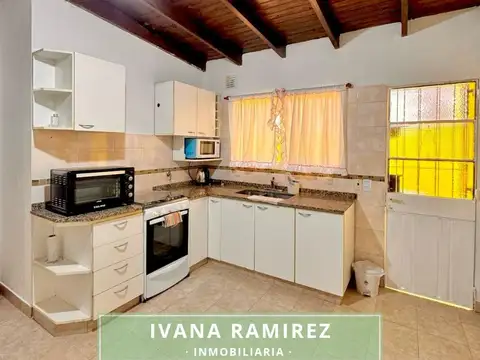 Casa 3 ambientes con 1 baño
