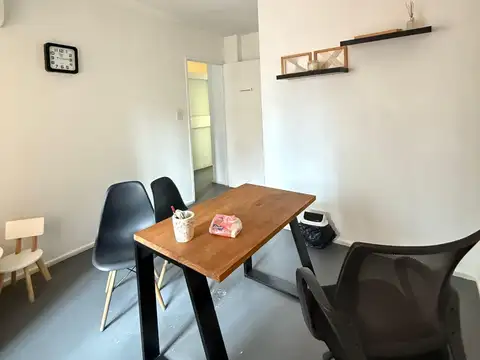 Entre Rios 1100, Piso 1