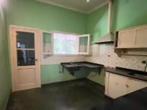 Casa en venta - 4 Dormitorios 2 Baños - Mendiolaza