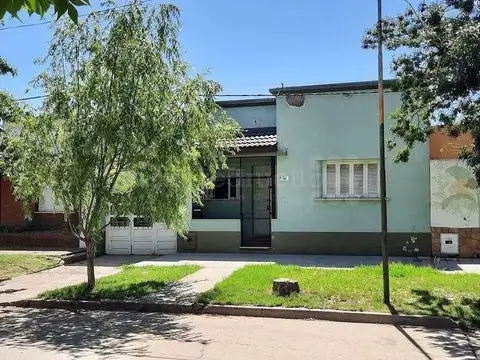 Casa - Venta - Argentina, Chascom?s - MACHADO 183