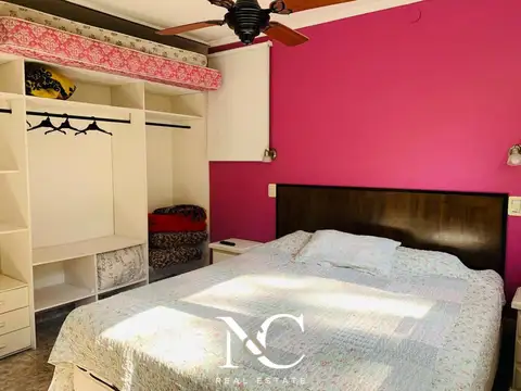 Casa en Alquiler con 2 cocheras