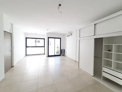 Departamento en Alquiler en San Cristobal, $ 600.000