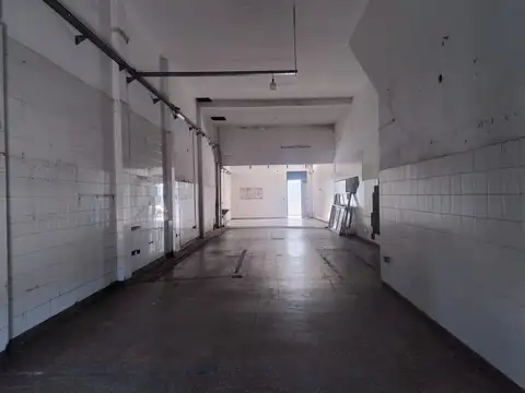 Local en Alquiler en Tigre Centro, $ 3.500.000