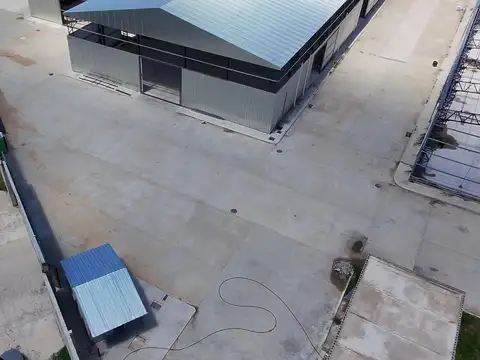 Nave Industrial sobre Autopista Rosario