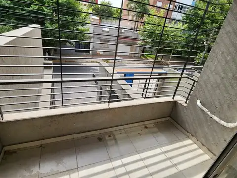 Departamento en Alquiler en Caseros, $ 880.000