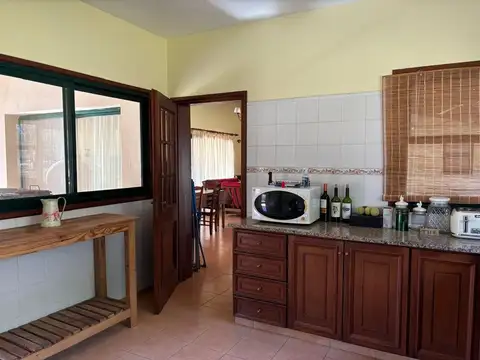 Venta Casa 322 m2. Terreno 1 ,1 ha. Ch. La Alameda