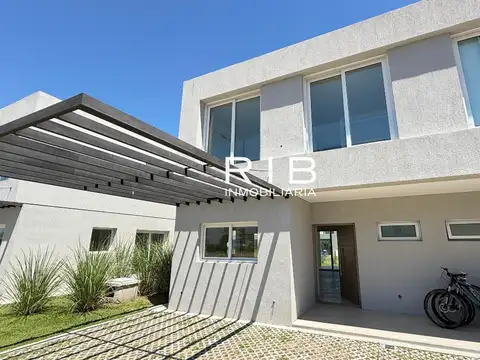 Casa en Venta en Pilara, USD 420.000