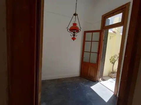 Depto Tipo Casa en Venta 60 años