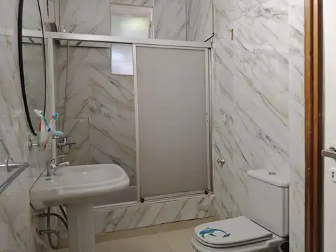 San Nicolas e/ Tres Arroyos y Galicia