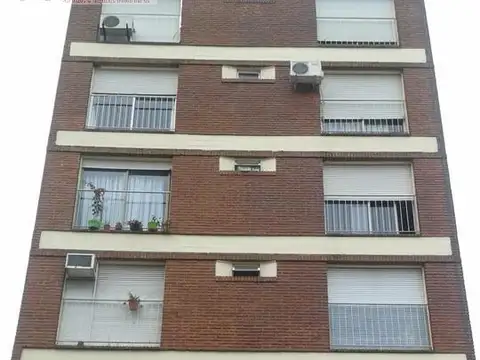 Manuel Estrada al 1400